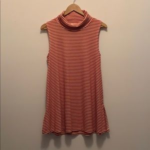 Hem and Thread Top size Large NWT